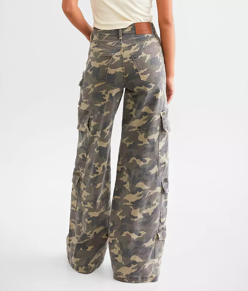 Nori Camo Cargo