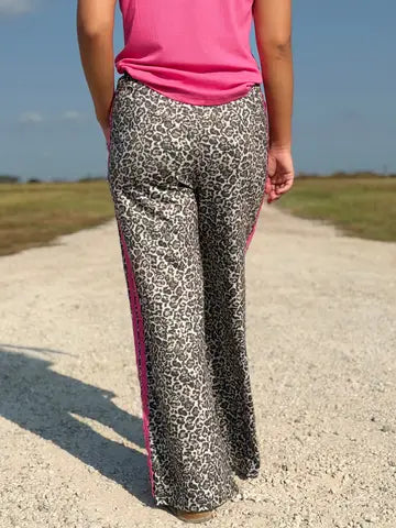 Wilma Leopard Pants