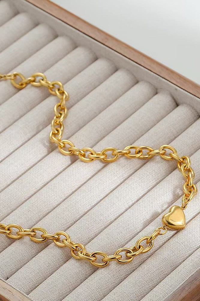 PF Chain Heart Necklace