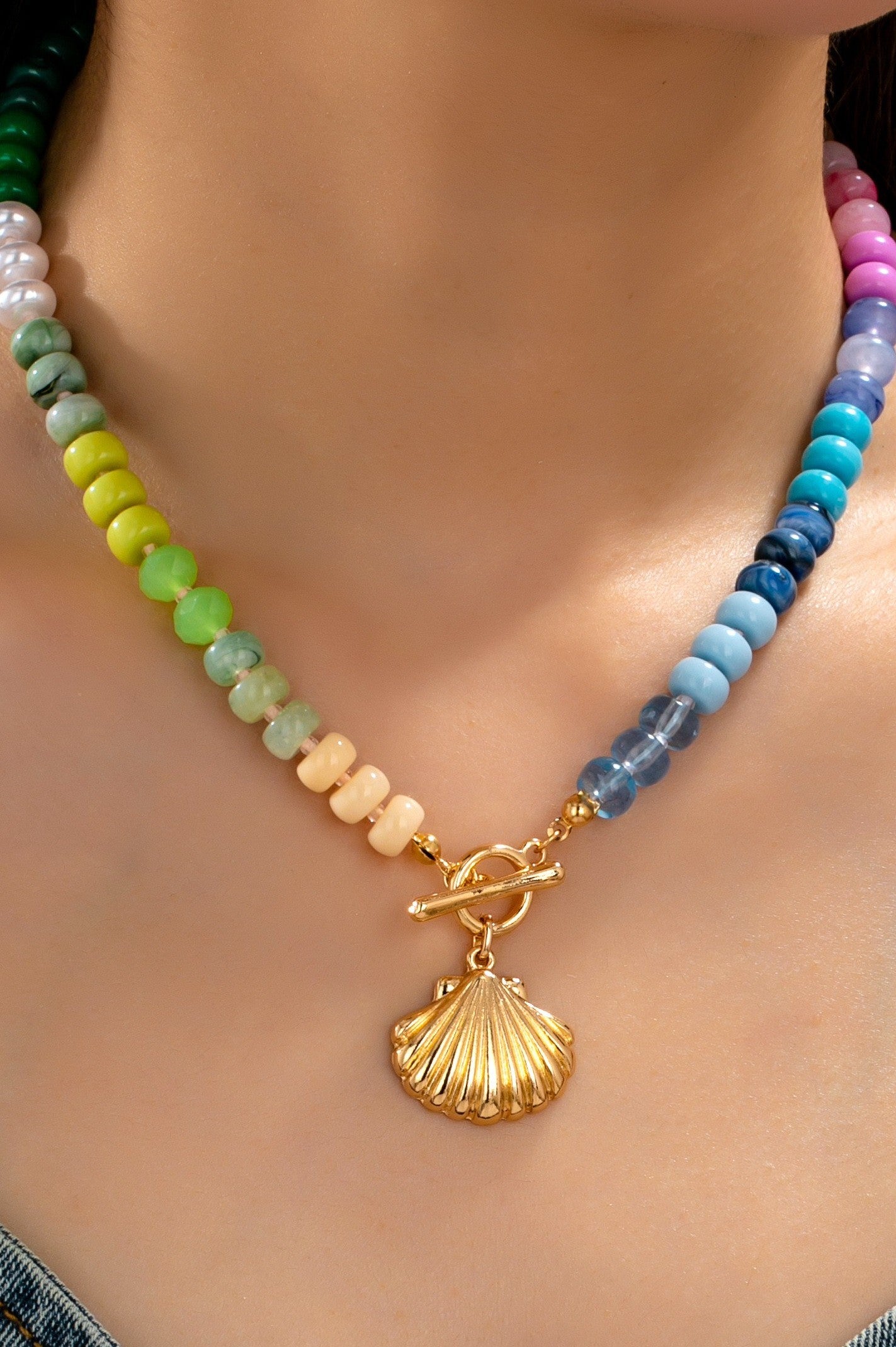 PF Rainbow Seashell Necklace