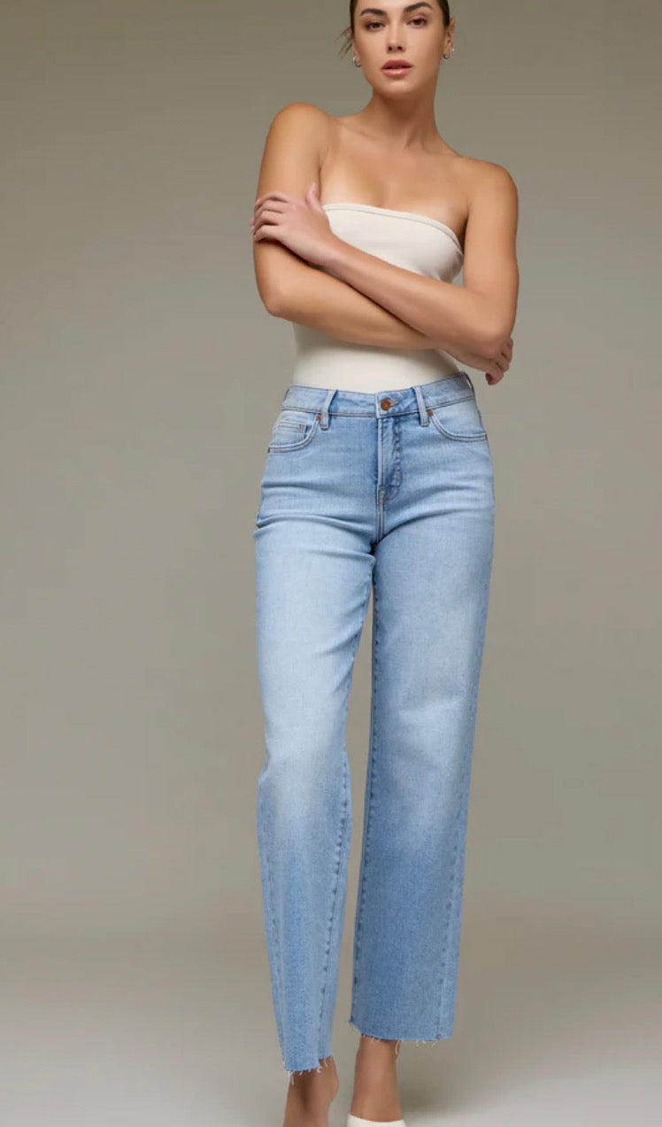 Ella Med Light Denim