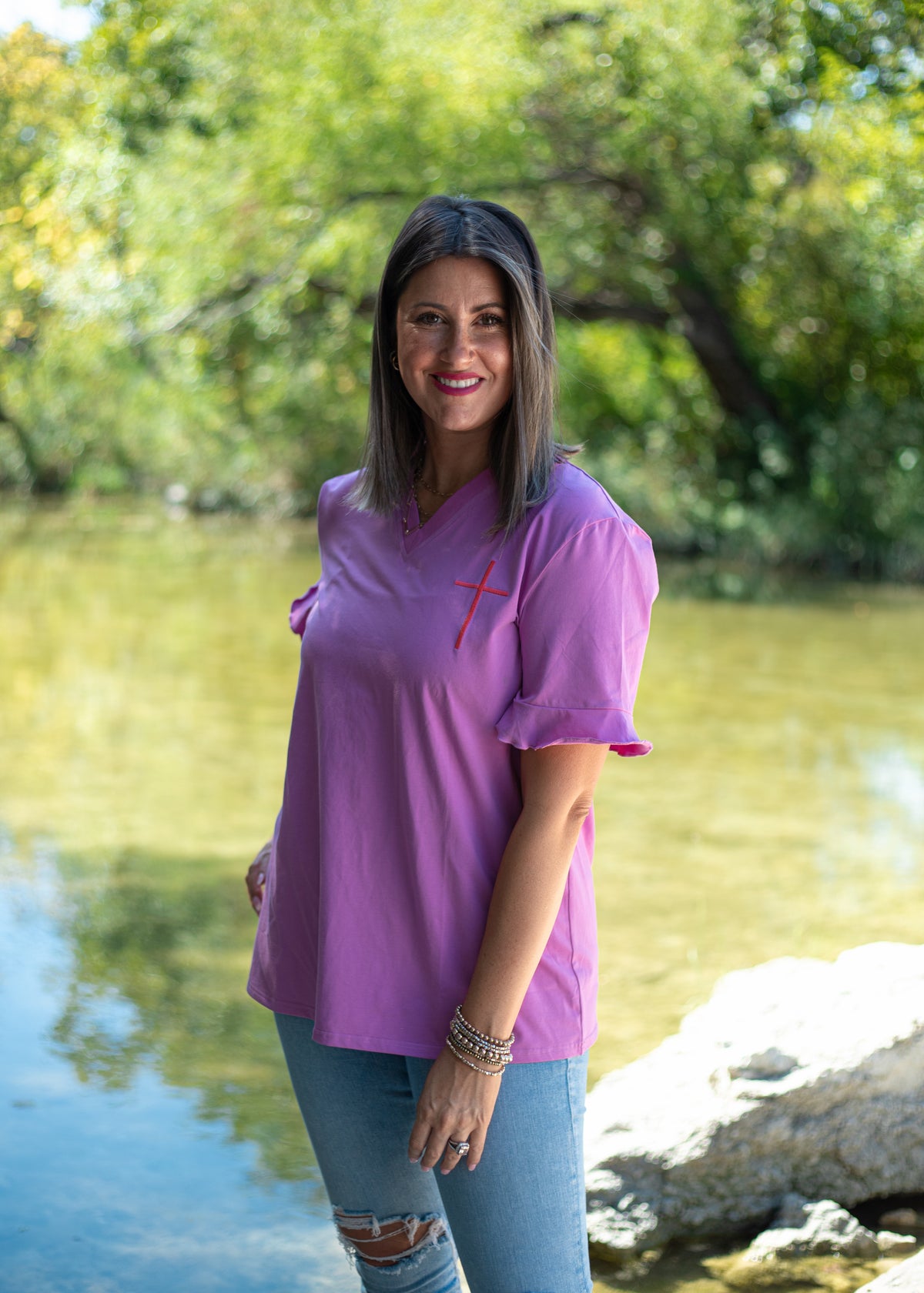 Layerz Cross Tee – The Flamingo Ranch