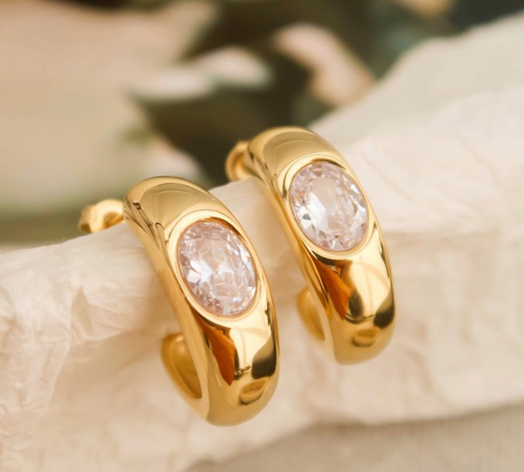 Classic Gold Hoop w/ Stone