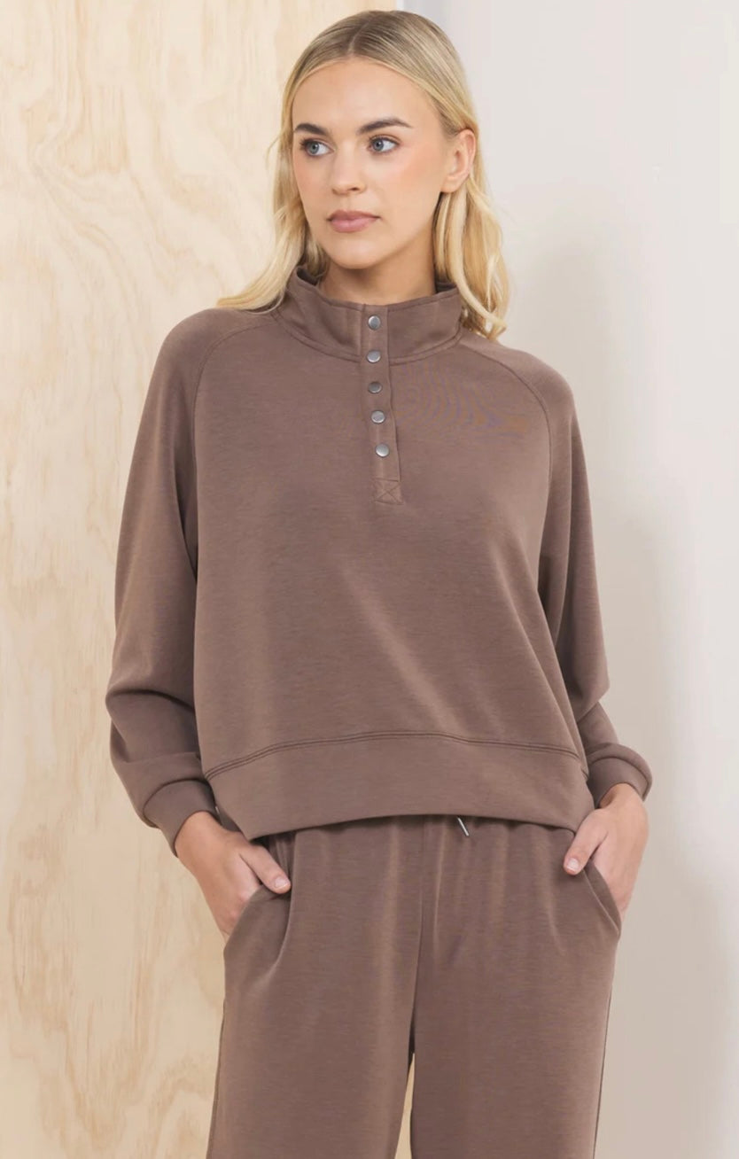 Java Luxe Cloud Henley Pullover