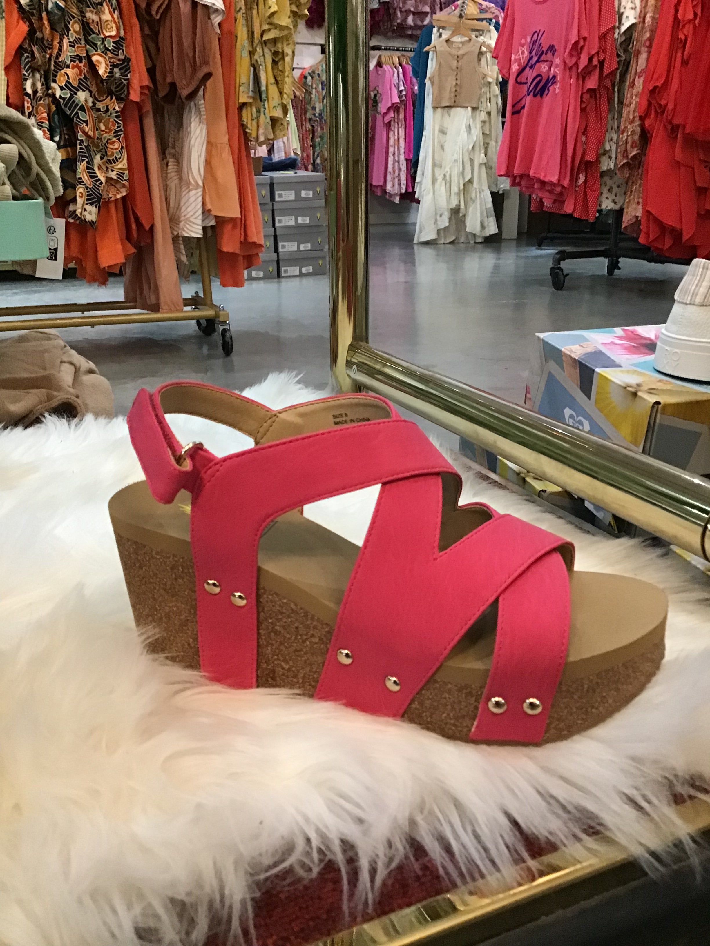 Tory Fuchsia Wedge