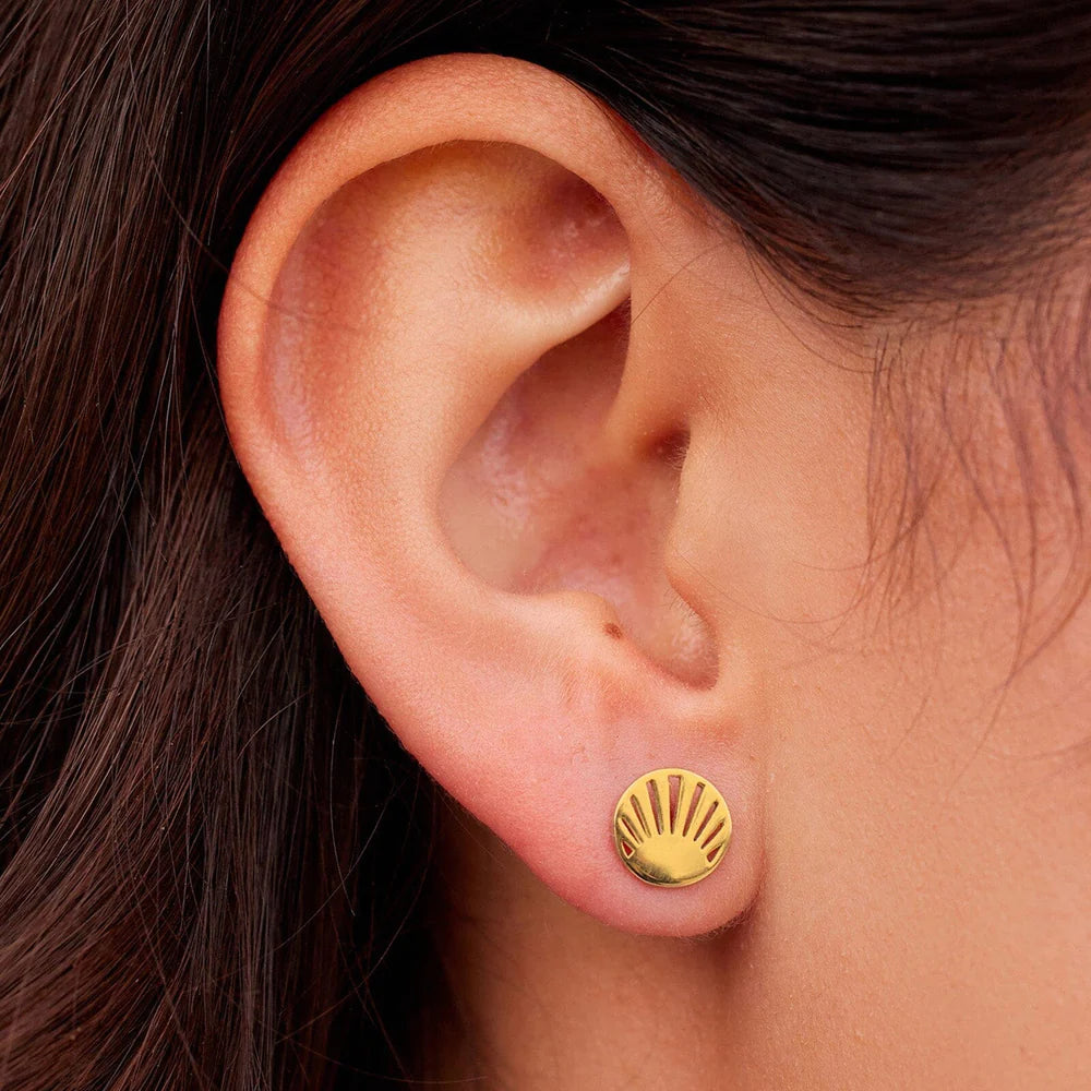 Cutout Sunburst Sun Stud Earrings