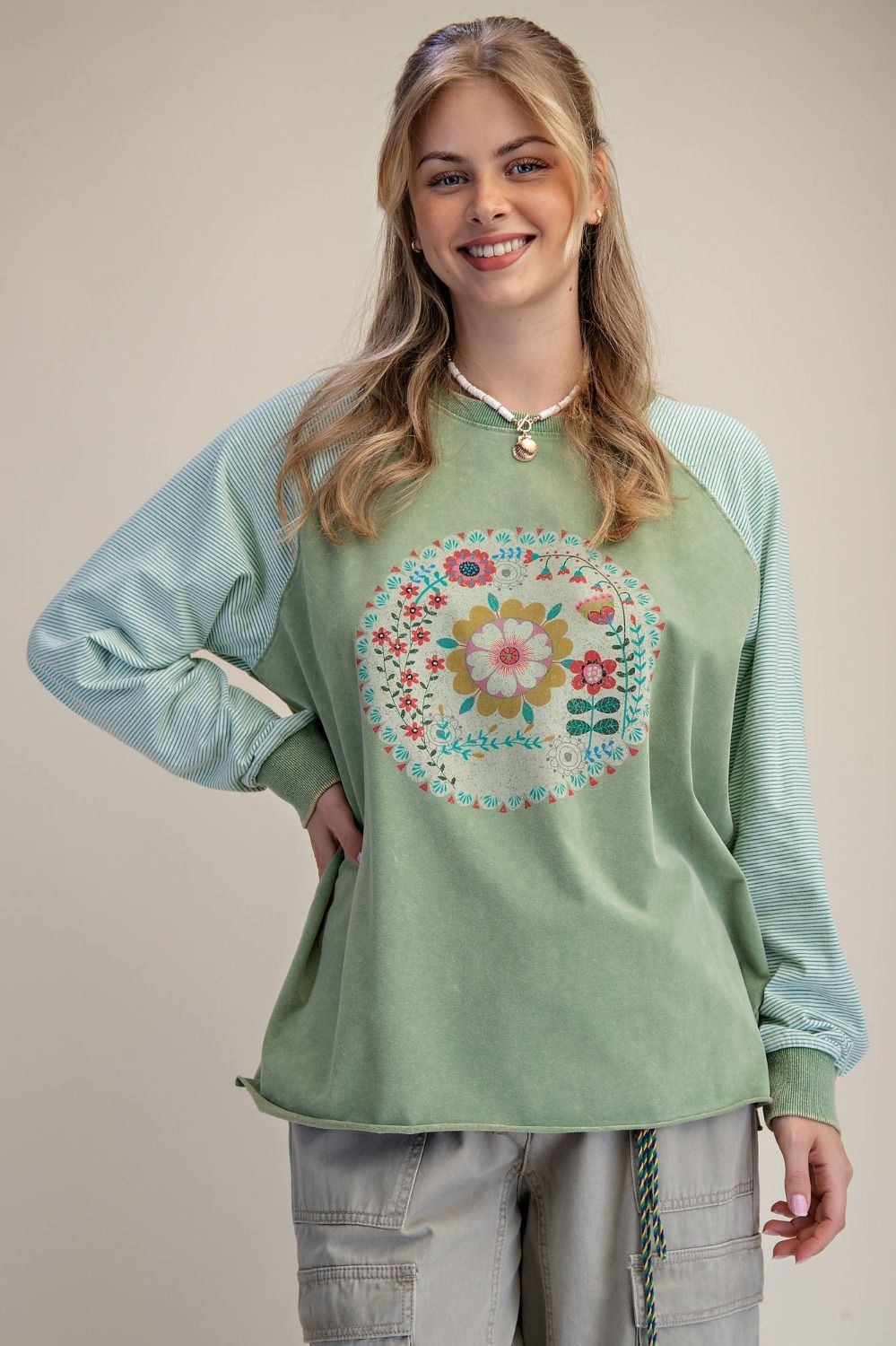 PIN STRIPE GRAPHIC FRONT WASHED TOP