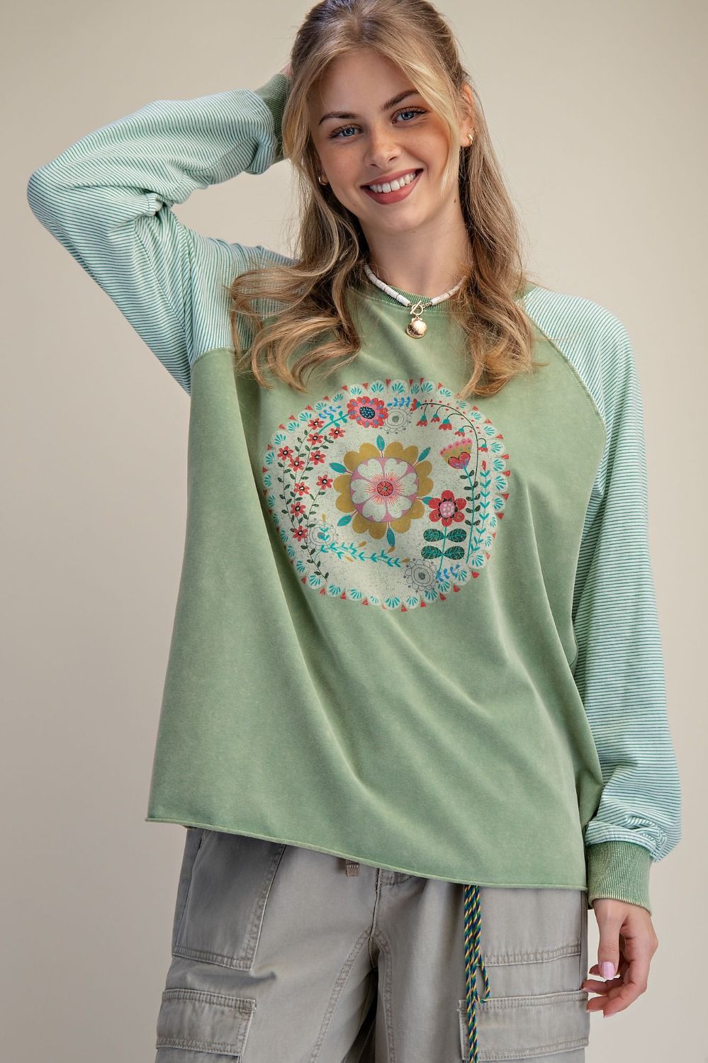 PIN STRIPE GRAPHIC FRONT WASHED TOP