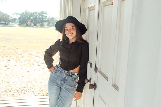 Button Collared Crop Top